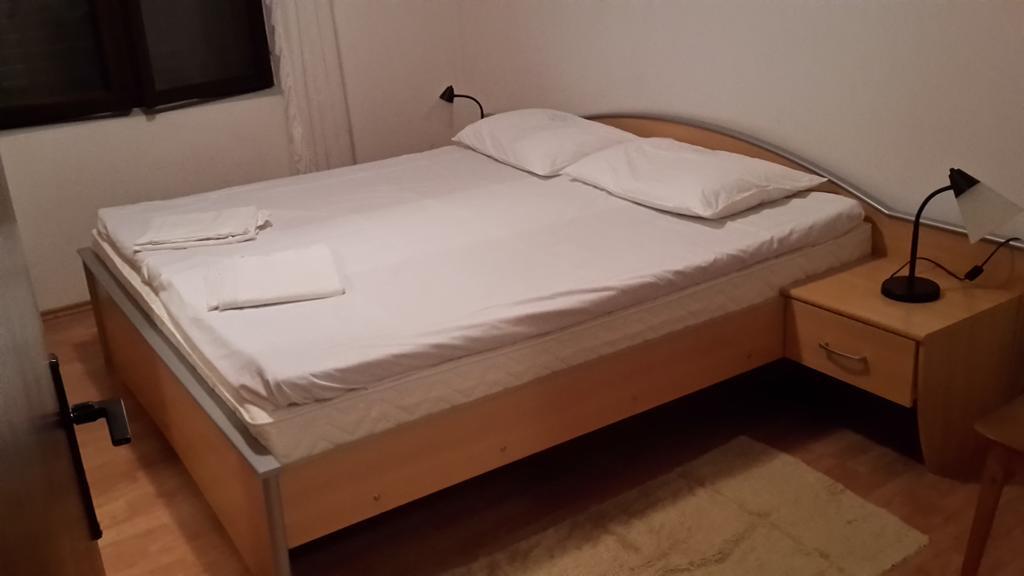 Apartment Antonija With Pool Biograd Na Moru