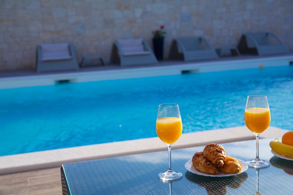 Apartmán Antonija With Pool